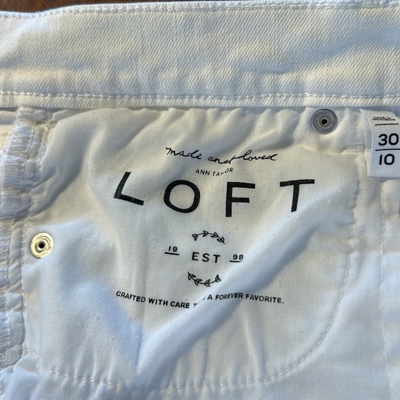Anne Taylor Loft White Flair Denim Jeans! - Picture 6 of 7